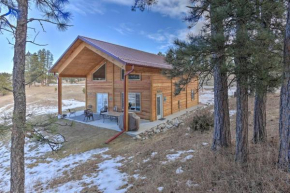 Cozy and Private Custer Cabin with Hiking On-Site